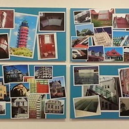 Blaue Wandtafel mit Bildergalerie - Frontansicht