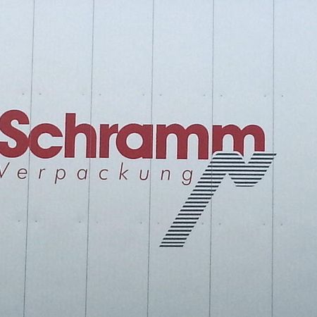Aufschrift: Schramm Verpackung